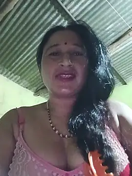 Sonakshi_sinha143 live
