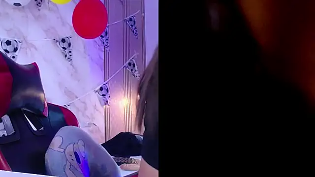 LadyFoxx_ live