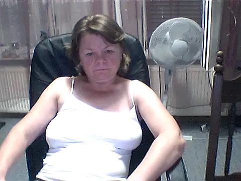 MoonLady40 live