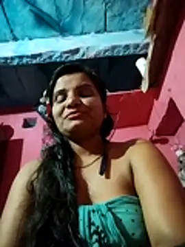 Cut_rani64 live