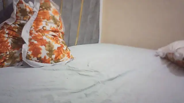 emmyteaz1 live