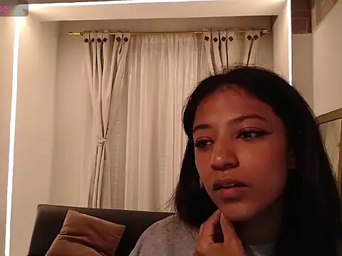 Scarleet_miaa live