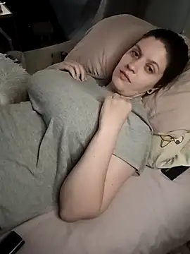 Ann_mikela live