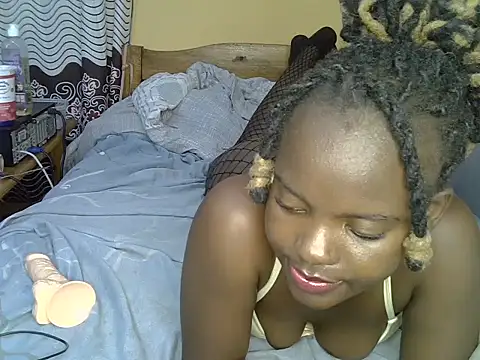 Cocoa_petite live