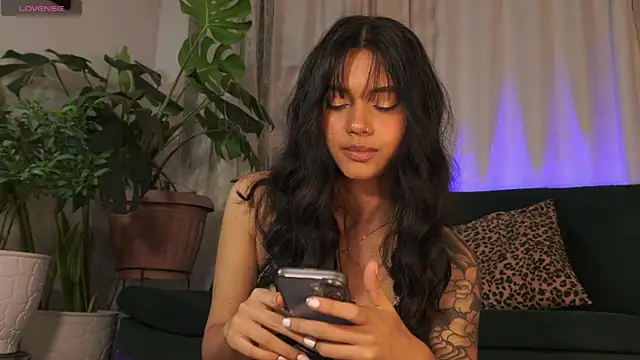 SeleneVaughan live