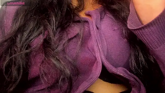 ebonycamelia live