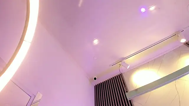 Madisson_Thompson_ live