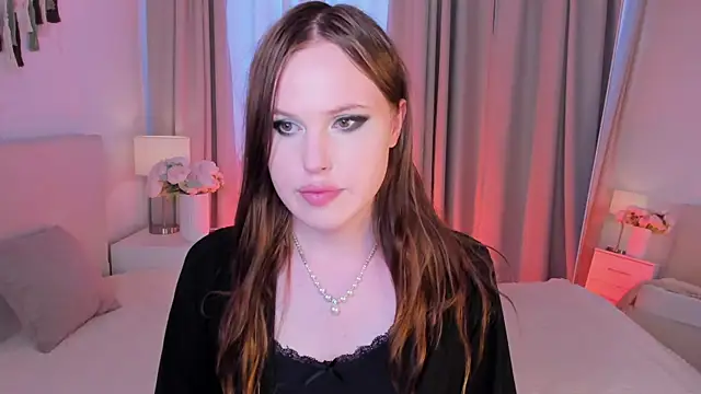 EffieMinki live