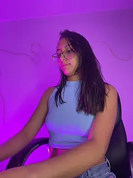 MoonLitDoll live