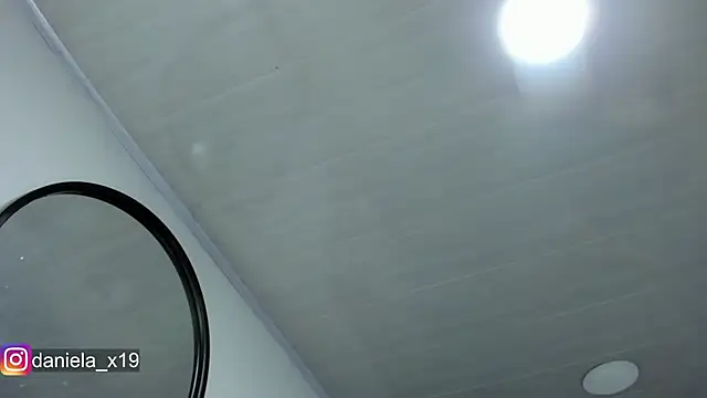 Daniela_x19 live