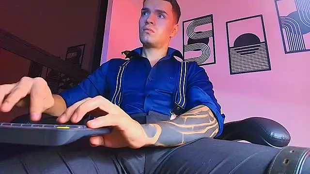 ALPHA_DOMINUS_ live