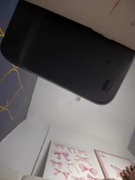 Mia_Rodriguezz_ live