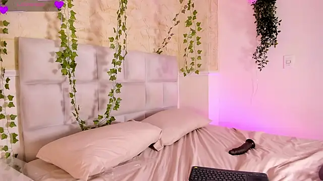 AlondraSoomer live