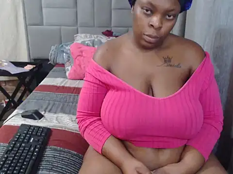 Wifey_Amanda live