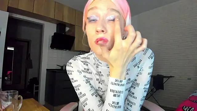 _Alice_Kitty live