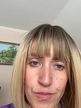 Milana_aa live