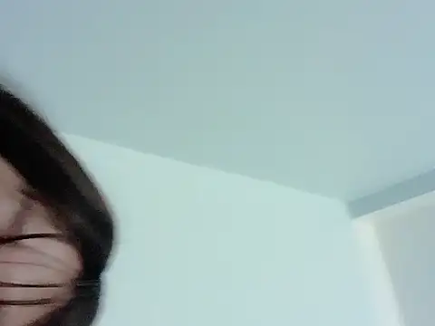 -Nora_ live