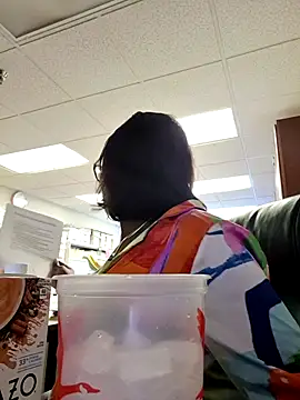 Hottiechocolatier live