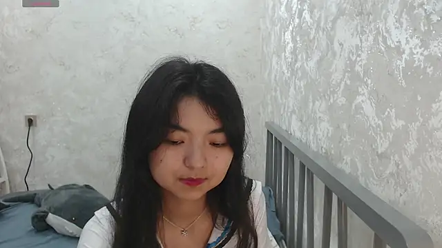 Shy_Kira live