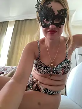Ariella28 live