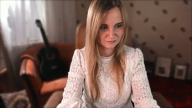 MiaSparkes live
