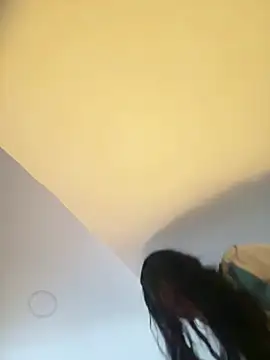 ashley_Tompson1 live