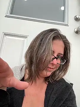 Naomi_Blaire profile