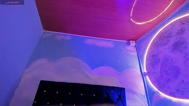 SilviaSmithh live