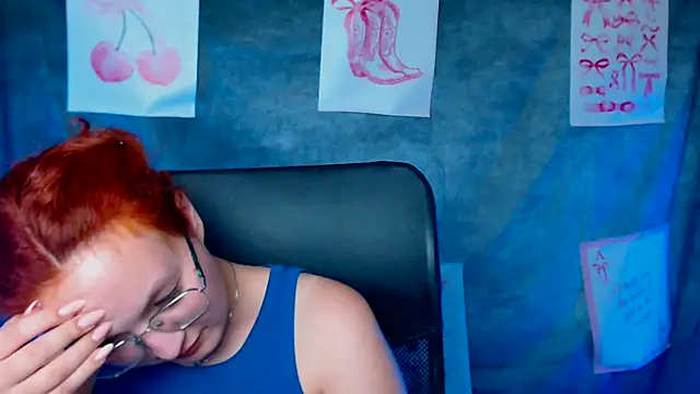 MissAriaa live