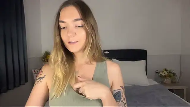RoxyWet live