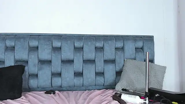 Emma_Evelyn live