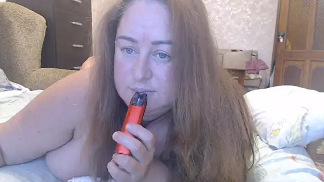 Amy_August live