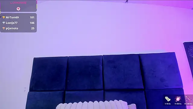 april_jones05 live