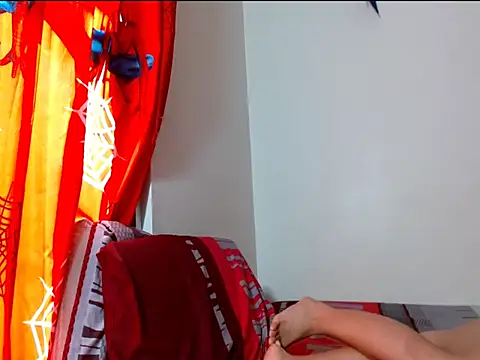 Sweet_Scarlett_ live