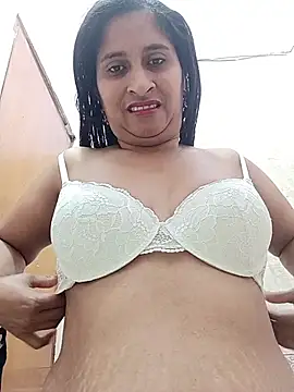 SofiaMendez1_ live