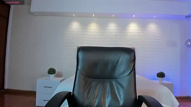 Lea_roussee live