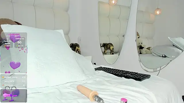 Amara_Rossee live