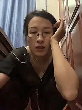 Lily006 live