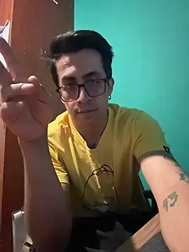 Andy_n_cat live
