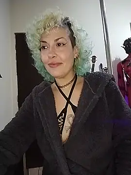 MariLouM live