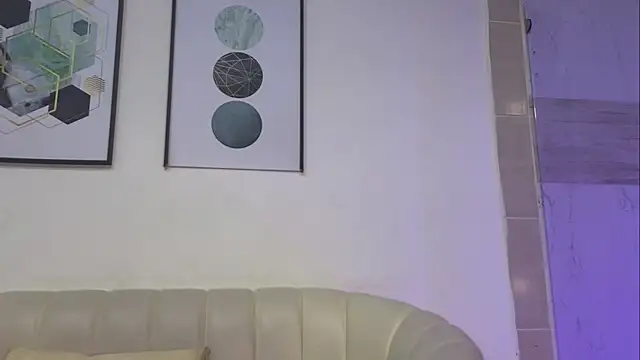 NaomiWhite_ live