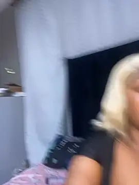 THICKBARBIE32 live