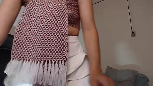 mia_collins_x live