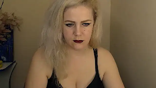 kay_franccis live