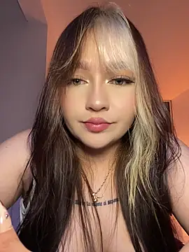 Daniela_ruizz live