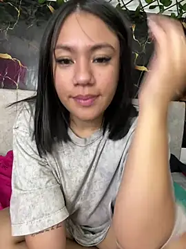 Rachel_glow live