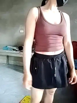 Bella-lynlyn live