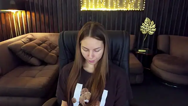 MilaAddams live
