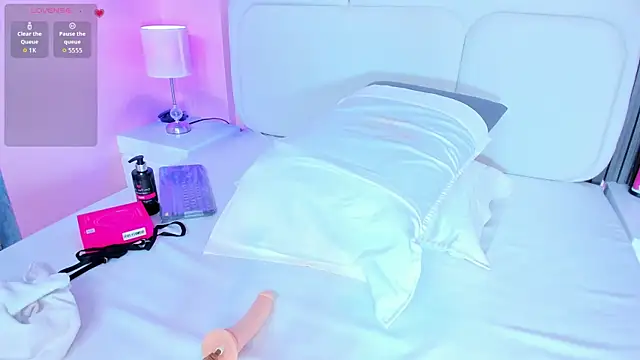 lia_sucker live