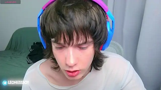 LeonBoykisser live